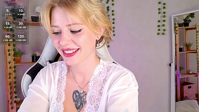 Snapshot of chloewinter chatting on June 2026 03:50:01 AM chloewinter online show from June 2026 03:50:01 AM