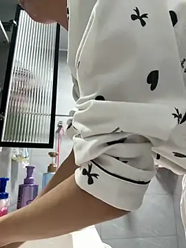 Snapshot of Xiao_Mao_meow chatting on June 2026 12:32:02 AM Xiao Mao meow online show from June 2026 12:32:02 AM