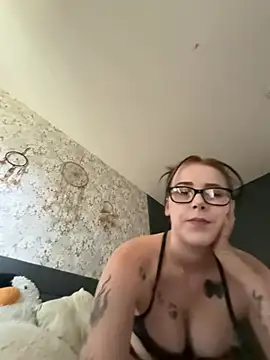 Snapshot of OnlyTattooDevil chatting on June 2026 01:44:02 PM OnlyTattooDevil online show from June 2026 01:44:02 PM