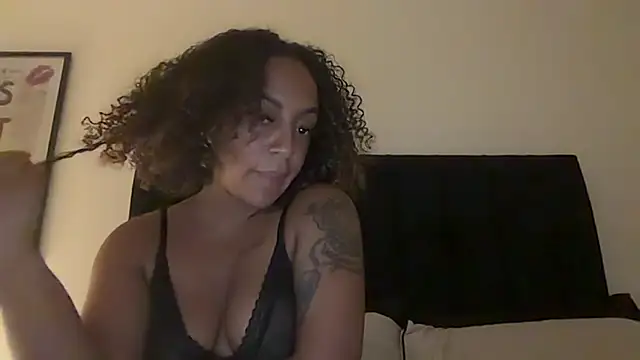 Snapshot of Celicaxo chatting on June 2026 07:19:01 PM Celicaxo online show from June 2026 07:19:01 PM