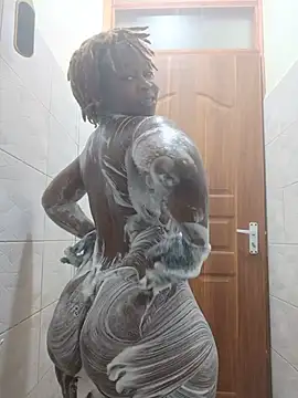 Snapshot of Ssexyie_juls chatting on July 2026 08:08:01 PM Ssexyie juls online show from July 2026 08:08:01 PM