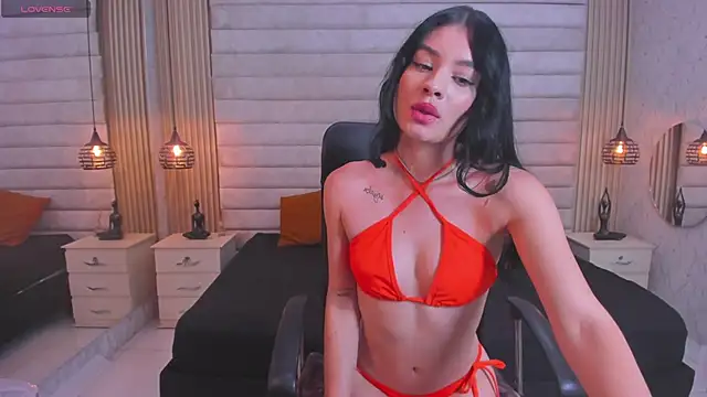 Snapshot of Cloe_Monroee_ chatting on June 2026 07:25:02 PM Cloe Monroee online show from June 2026 07:25:02 PM
