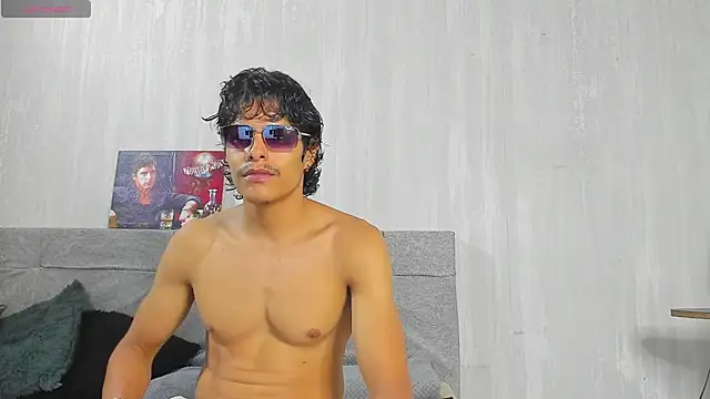 Snapshot of tommyhot7 chatting on July 2026 11:16:02 PM tommyhot7 online show from July 2026 11:16:02 PM