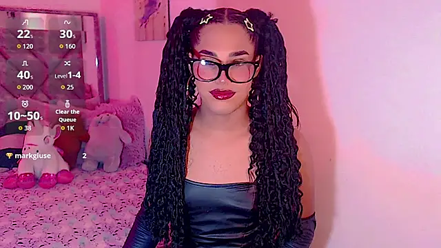 Snapshot of isabellaho1318 chatting on June 2026 08:22:02 AM isabellaho1318 online show from June 2026 08:22:02 AM