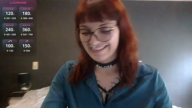Roxane Bloodycherry online show from June 2026 04:23:01 PM