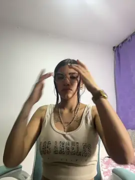 CandyBlaze  online show from June 2026 03:44:01 AM