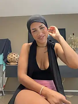 Snapshot of nadiabnssd chatting on June 2026 04:50:02 PM nadiabnssd online show from June 2026 04:50:02 PM