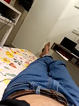 indiboy009 online show from December 2025 06:40:01 PM