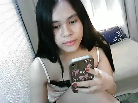 Snapshot of Yourslut_Angelx chatting on June 2026 03:12:02 AM Yourslut Angelx online show from June 2026 03:12:02 AM