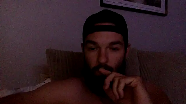 Snapshot of Tripodick2 chatting on June 2026 01:28:02 AM Tripodick2 online show from June 2026 01:28:02 AM