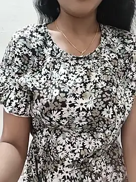 Simmy jaan online show from July 2026 08:09:01 PM