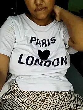 MissRiyaLive online show from July 2026 11:07:02 AM