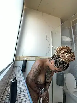Kira nyxx online show from June 2026 02:12:01 PM