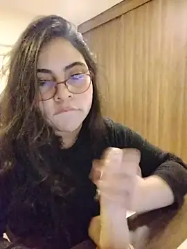 Snapshot of Roxxy_Sade chatting on June 2026 01:54:01 AM Roxxy Sade online show from June 2026 01:54:01 AM
