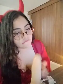 Snapshot of Roxxy_Sade chatting on July 2026 09:12:01 PM Roxxy Sade online show from July 2026 09:12:01 PM