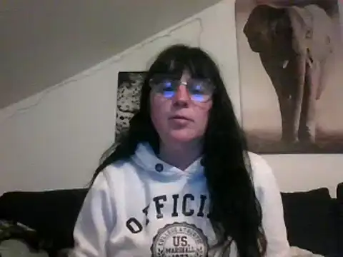 Snapshot of sexujuly88 chatting on March 2025 09:45:02 PM sexujuly88 online show from March 2025 09:45:02 PM