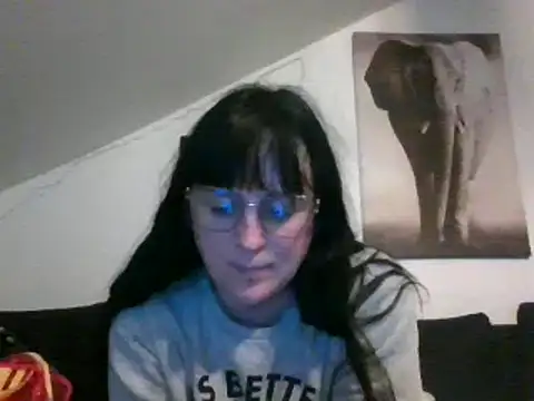 Snapshot of sexujuly88 chatting on February 2025 10:05:01 PM sexujuly88 online show from February 2025 10:05:01 PM