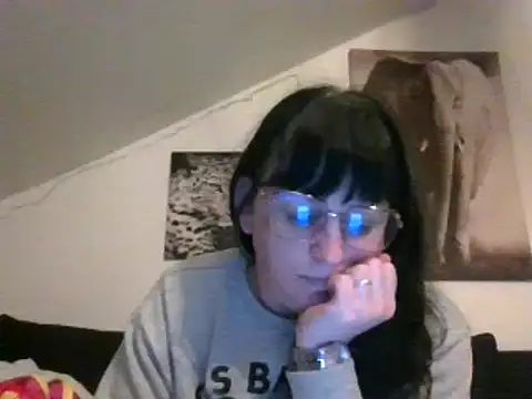 Snapshot of sexujuly88 chatting on March 2025 10:09:02 PM sexujuly88 online show from March 2025 10:09:02 PM