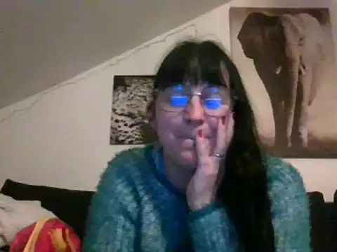 Snapshot of sexujuly88 chatting on March 2025 10:19:01 PM sexujuly88 online show from March 2025 10:19:01 PM