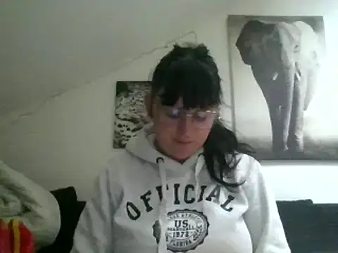 Snapshot of sexujuly88 chatting on February 2025 08:25:02 AM sexujuly88 online show from February 2025 08:25:02 AM