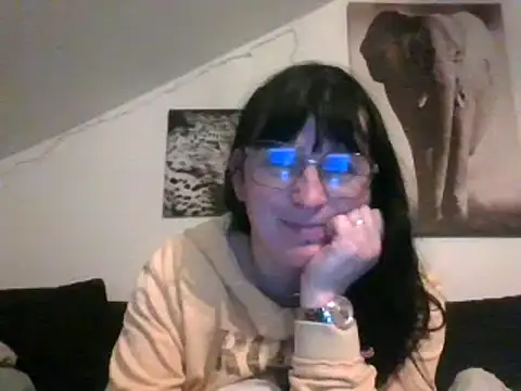 Snapshot of sexujuly88 chatting on March 2025 10:10:01 PM sexujuly88 online show from March 2025 10:10:01 PM