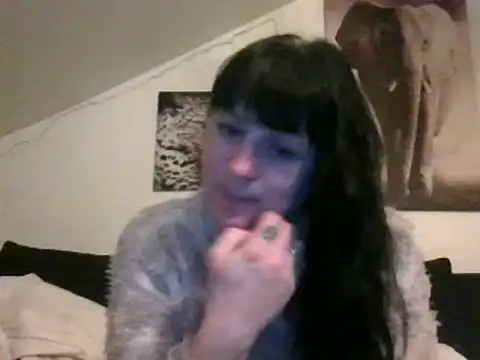 Snapshot of sexujuly88 chatting on March 2025 09:35:01 PM sexujuly88 online show from March 2025 09:35:01 PM