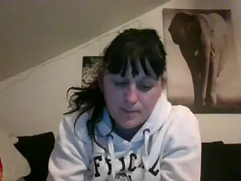 Snapshot of sexujuly88 chatting on February 2025 09:30:02 PM sexujuly88 online show from February 2025 09:30:02 PM