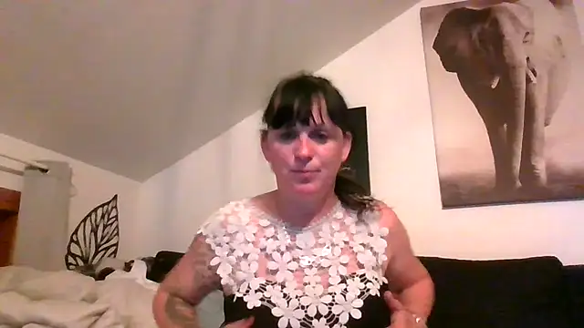 sexujuly88 online show from August 2026 10:18:02 PM