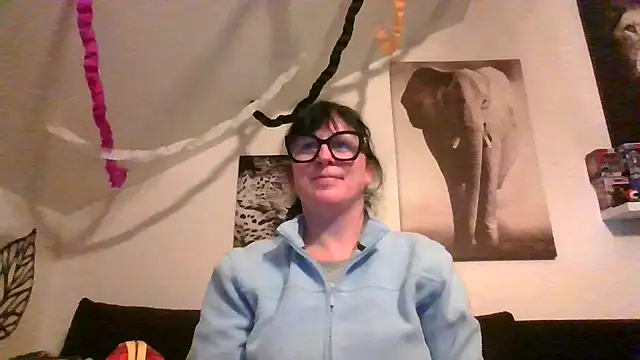 sexujuly88 online show from April 2026 09:27:01 PM