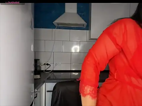 Annbigass online show from June 2026 03:18:01 AM