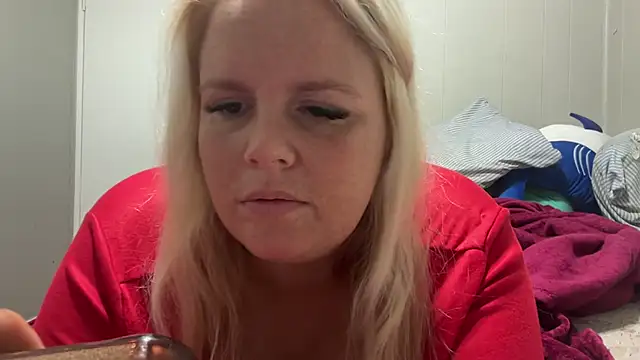 Snapshot of Girthdaddy9 chatting on June 2026 06:57:01 PM Girthdaddy9 online show from June 2026 06:57:01 PM