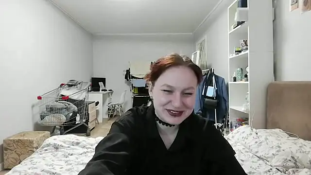 Snapshot of LoiseLovetto chatting on June 2026 06:02:02 PM LoiseLovetto online show from June 2026 06:02:02 PM