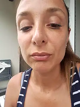Snapshot of jasminelabeurette69 chatting on June 2026 01:44:02 PM jasminelabeurette69 online show from June 2026 01:44:02 PM