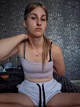 carolinaXlove online show from June 2026 10:27:02 AM