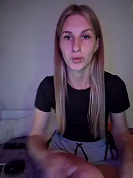 carolinaXlove online show from July 2026 10:00:01 AM