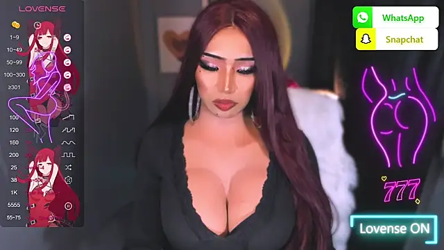 Snapshot of Attractive_Goddess_Isla chatting on June 2026 07:19:01 PM Attractive Goddess Isla online show from June 2026 07:19:01 PM