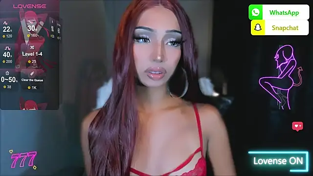 Snapshot of Attractive_Goddess_Isla chatting on June 2026 03:44:01 PM Attractive Goddess Isla online show from June 2026 03:44:01 PM
