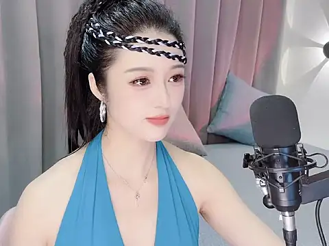 Snapshot of Momo-Wow chatting on June 2026 05:51:01 AM Momo-Wow online show from June 2026 05:51:01 AM