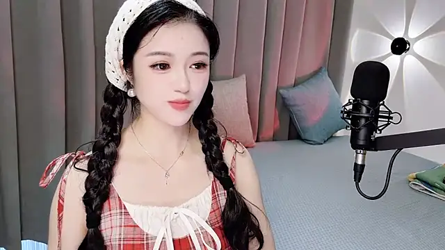 Momo-Wow online show from June 2026 06:52:02 AM