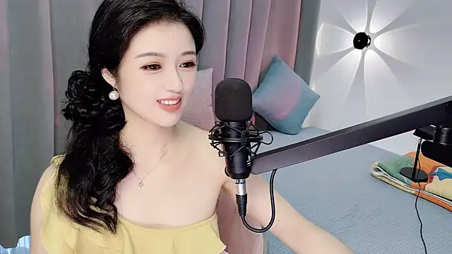 Momo-Wow online show from June 2026 06:07:02 AM