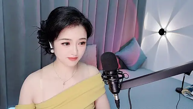 Momo-Wow online show from July 2026 07:38:01 AM