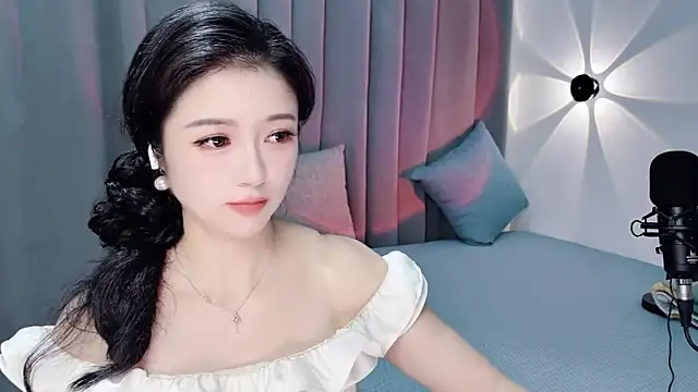 Momo-Wow online show from July 2026 06:25:02 AM