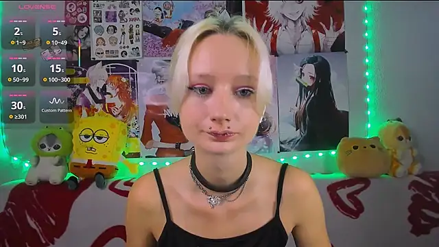 Katia Nabiee online show from July 2026 04:41:02 AM