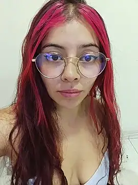 liz cute online show from June 2026 10:22:01 PM