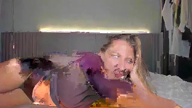 Snapshot of SofiClimbing chatting on February 2026 11:56:01 AM SofiClimbing online show from February 2026 11:56:01 AM