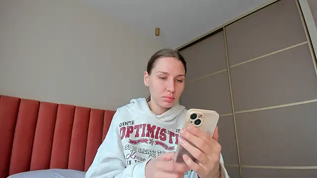 Snapshot of SofiClimbing chatting on March 2025 03:09:02 AM SofiClimbing online show from March 2025 03:09:02 AM