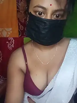 Sayanichatterjee024 online show from July 2026 10:21:01 AM