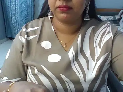 Snapshot of Tamil_hot_Meenu chatting on July 2026 01:40:01 PM Tamil hot Meenu online show from July 2026 01:40:01 PM