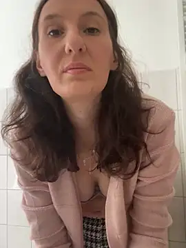 PregnantEmilia online show from June 2026 07:42:01 AM