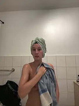 PregnantEmilia online show from June 2026 08:14:02 PM